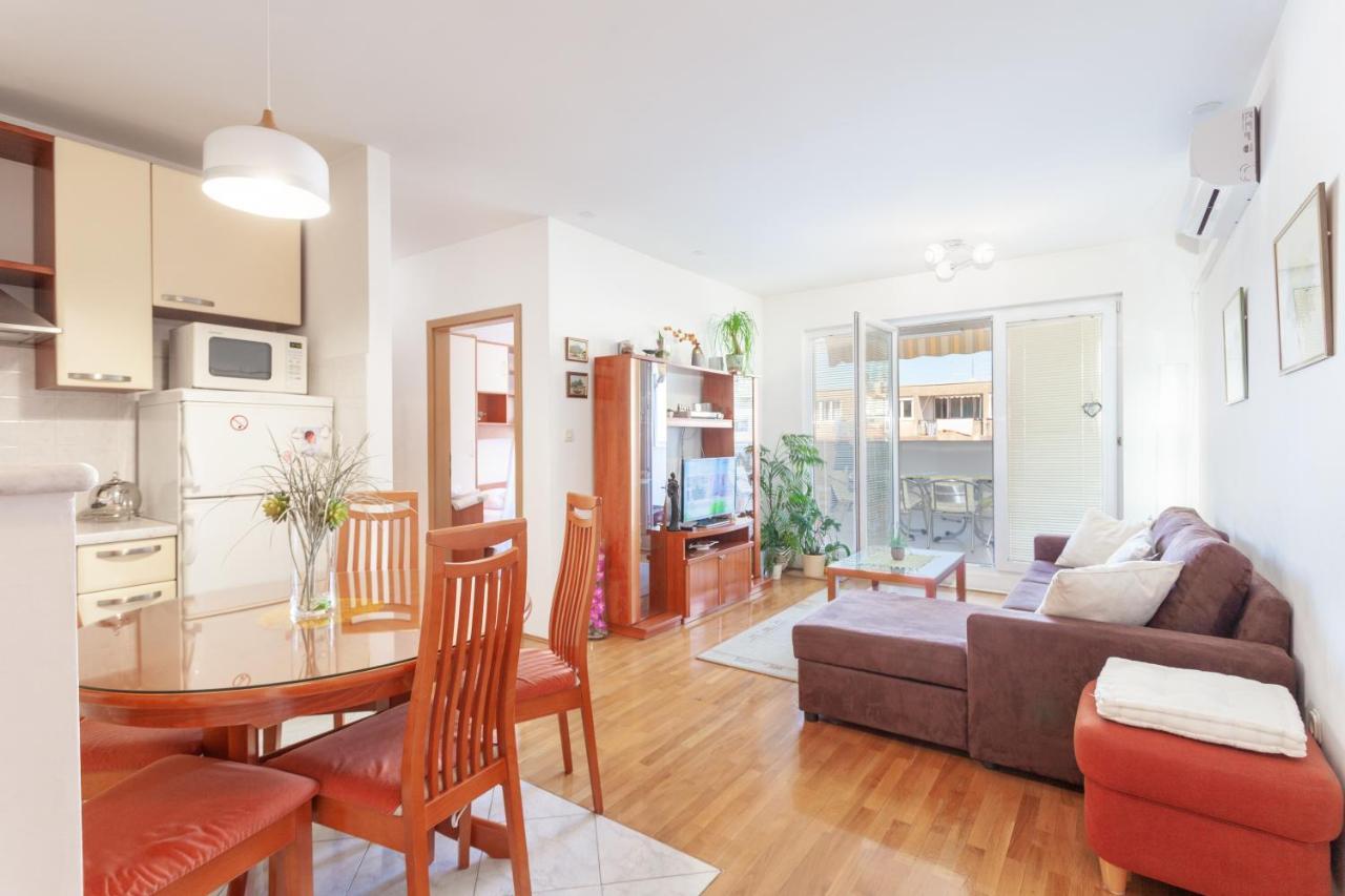 מאקרסקה Apartman Vlahovic מראה חיצוני תמונה