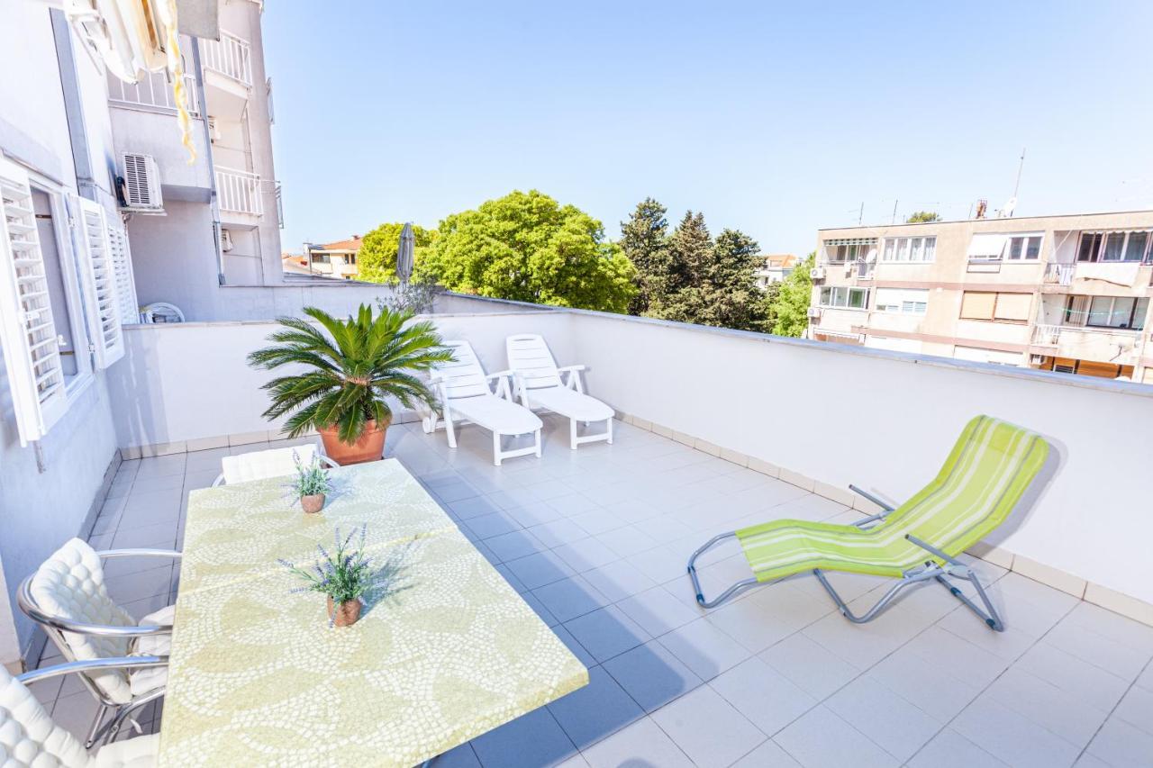 מאקרסקה Apartman Vlahovic מראה חיצוני תמונה