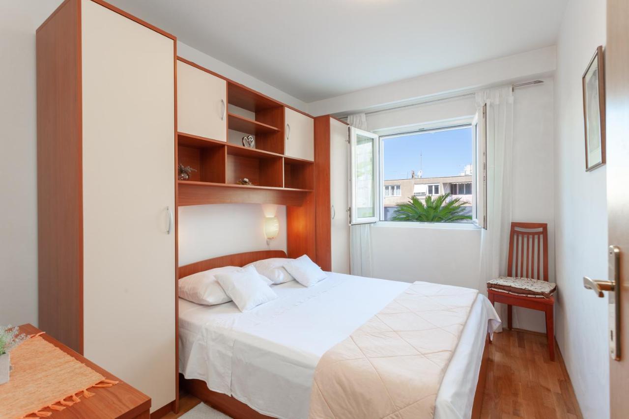 מאקרסקה Apartman Vlahovic מראה חיצוני תמונה