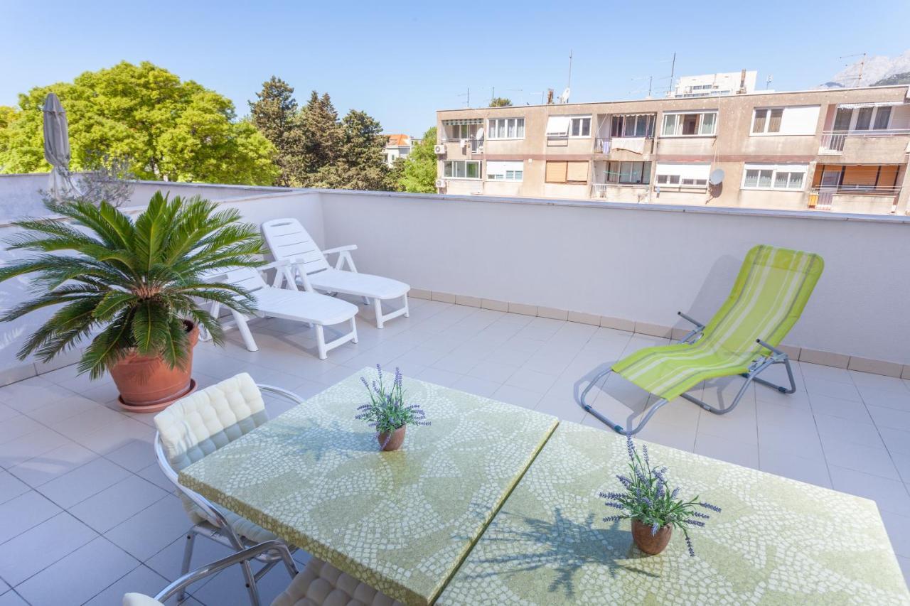 מאקרסקה Apartman Vlahovic מראה חיצוני תמונה